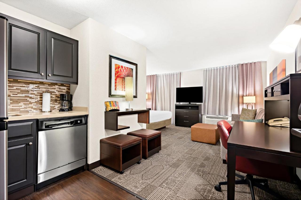 | Staybridge Suites - Cincinnati North, an IHG Hotel