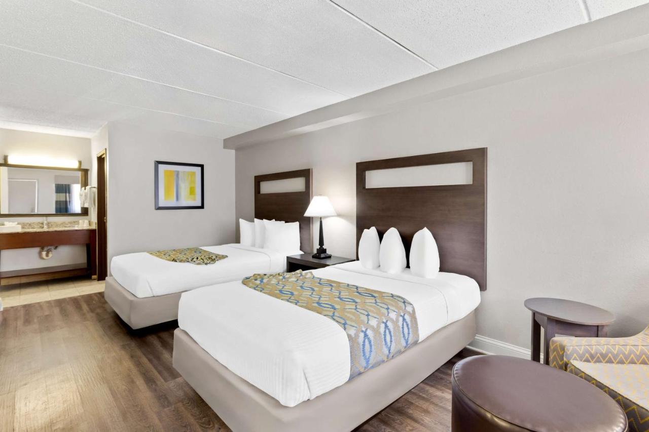 Double Room with Two Double Beds - Smoking at Best Western Naperville Inn