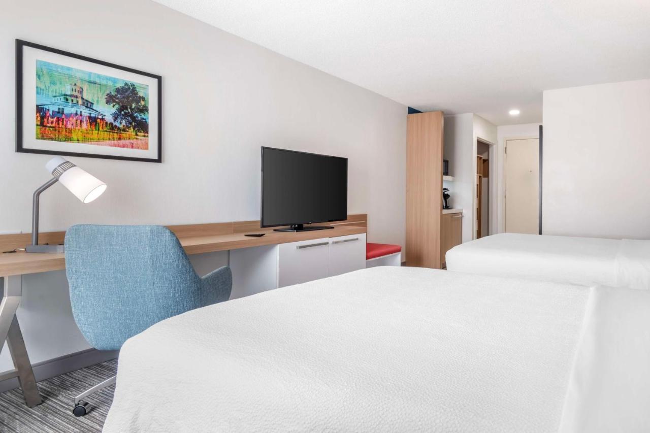 Double Room with Two Double Beds at Hilton Garden Inn Lexington Hamburg