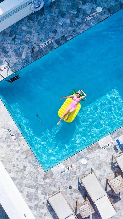 | Hotel Simone, adults only