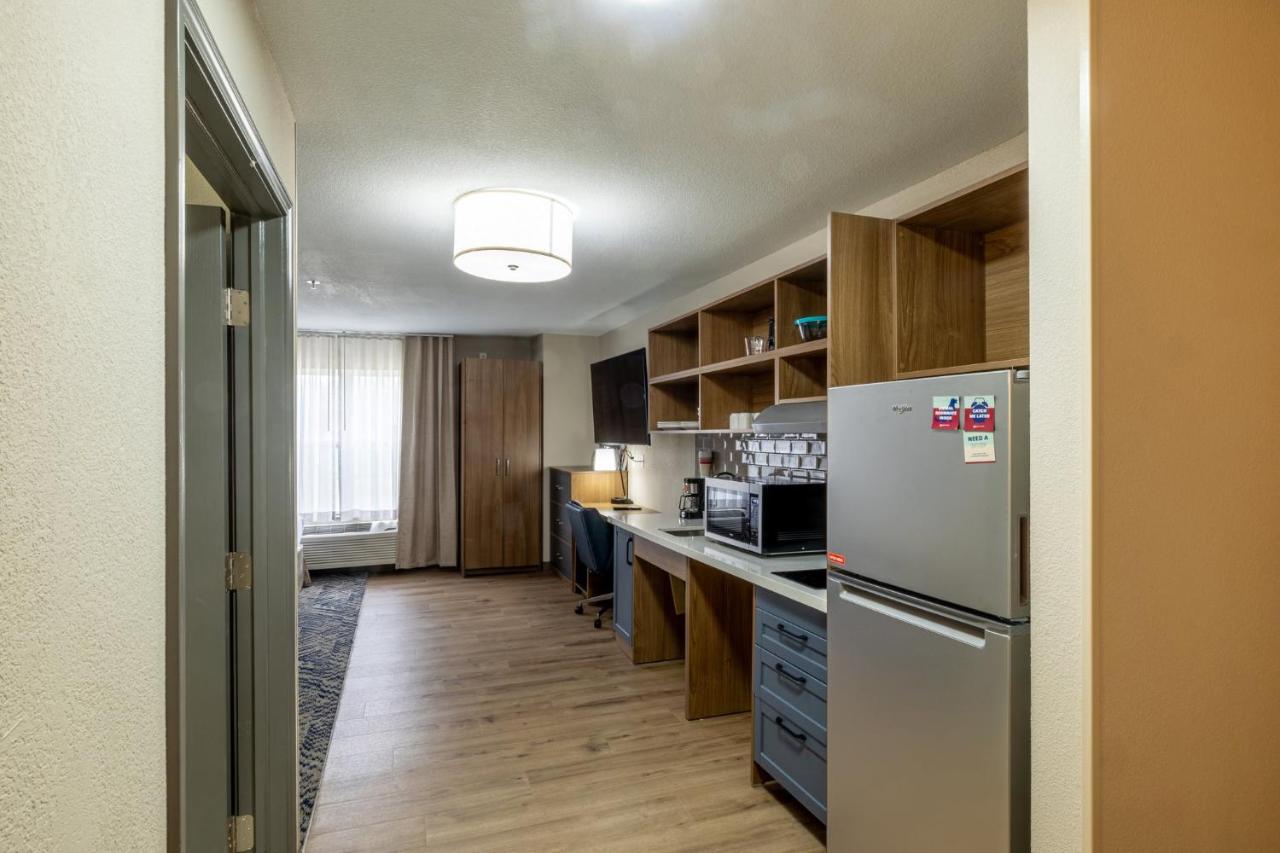Queen Studio Suite with Accessible Tub - Non-Smoking at Candlewood Suites Wichita Northwest by IHG
