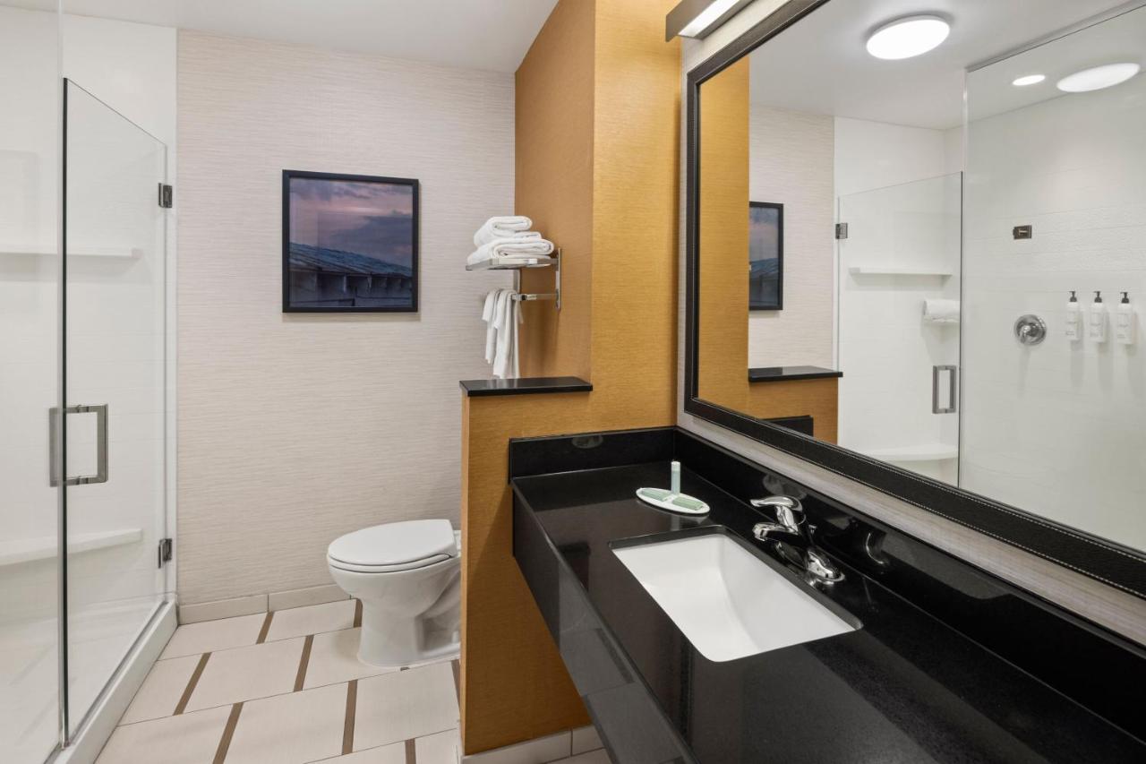 Queen Room with Two Queen Beds at Fairfield Inn & Suites by Marriott Waterloo Cedar Falls
