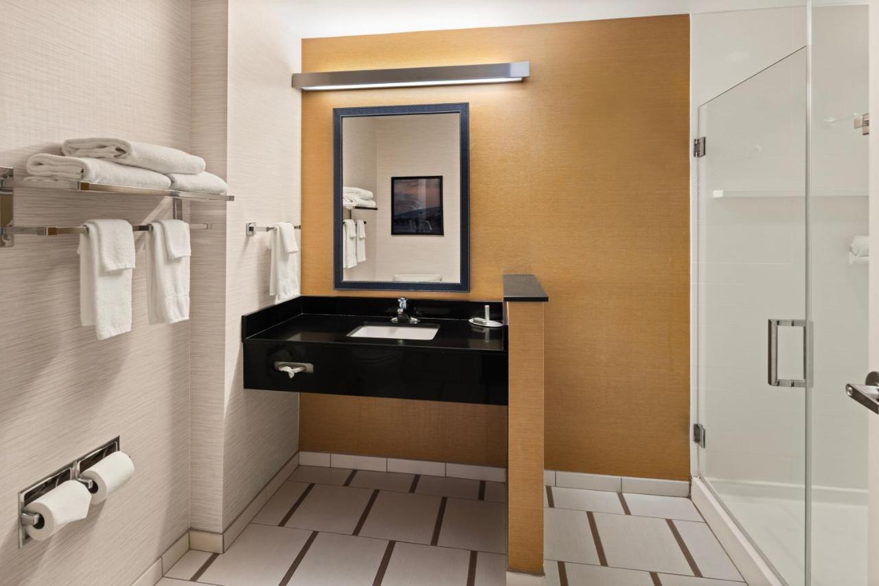  | Fairfield Inn & Suites by Marriott Waterloo Cedar Falls