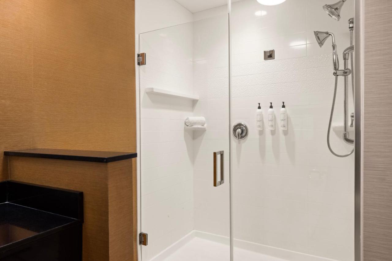 Queen Room with Two Queen Beds at Fairfield Inn & Suites by Marriott Waterloo Cedar Falls