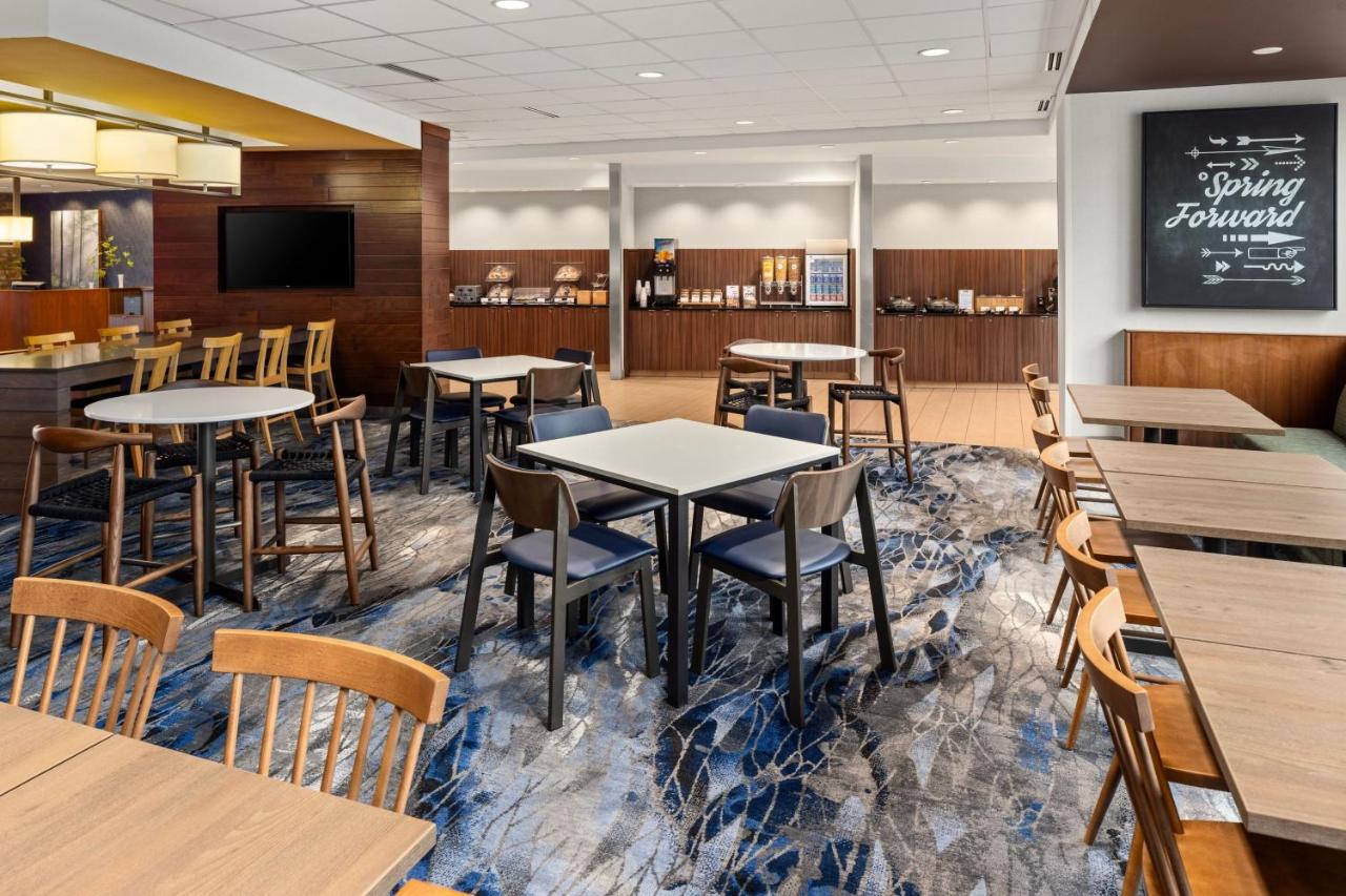  | Fairfield Inn & Suites by Marriott Waterloo Cedar Falls