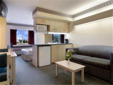| Stay Express inn and Suites Atlanta Union City