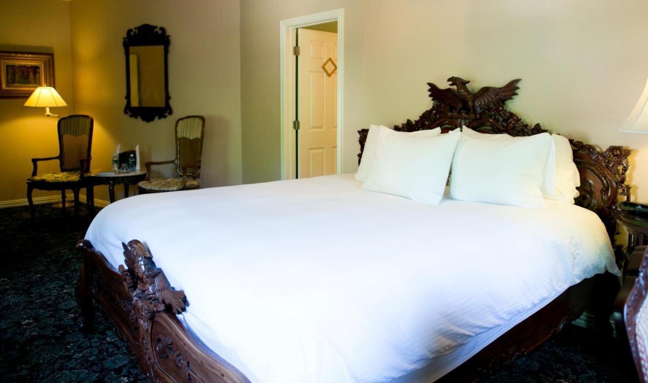 | The Sanford House Inn & Spa
