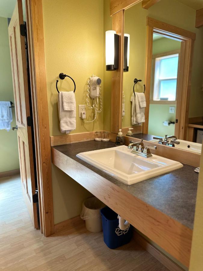 | Chewuch Inn & Cabins
