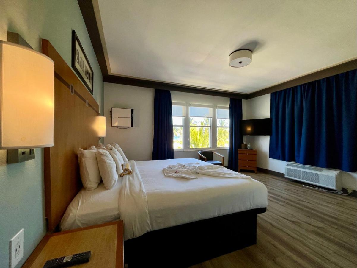| Majestic Hotel South Beach