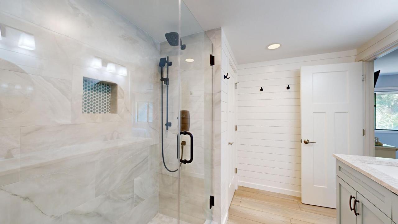 | 213 Turnberry Village