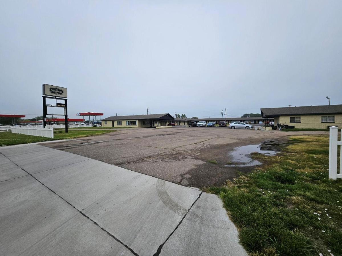 | Hastings Express Inn