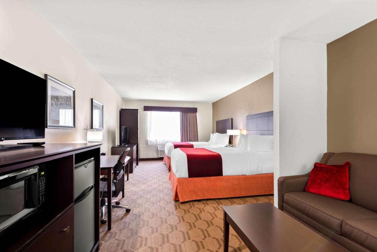 | Best Western Palmyra Inn & Suites