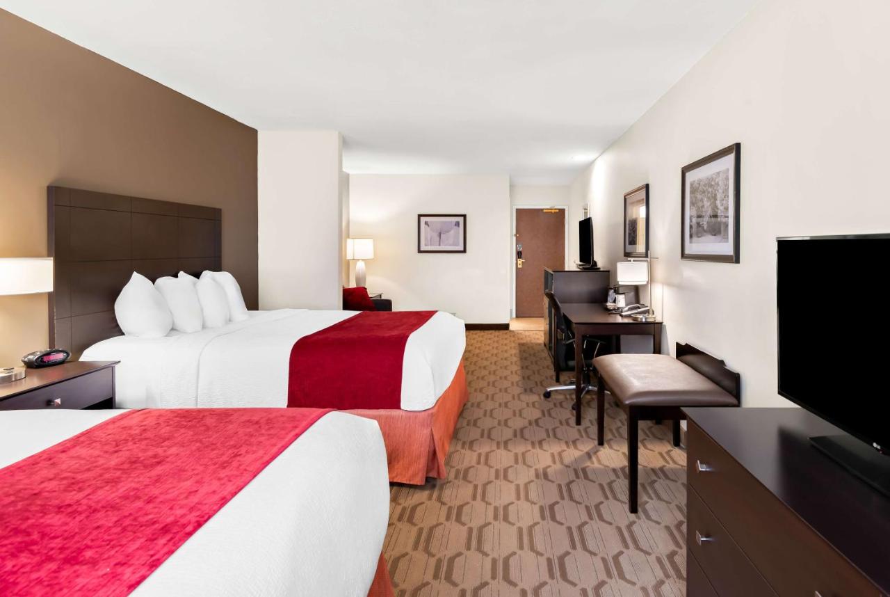 | Best Western Palmyra Inn & Suites