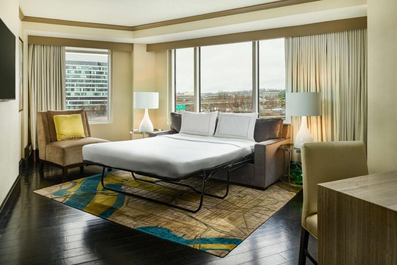 | Hilton McLean Tysons Corner