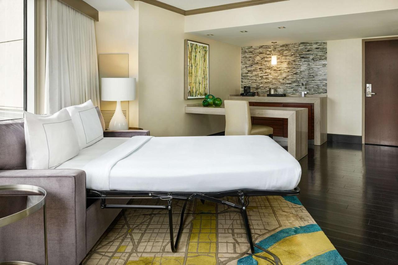 | Hilton McLean Tysons Corner