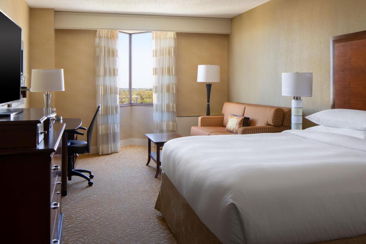 King with Sofa Sleeper, Guest room, 1 King, Sofa bed at The Lincoln Marriott Cornhusker Hotel