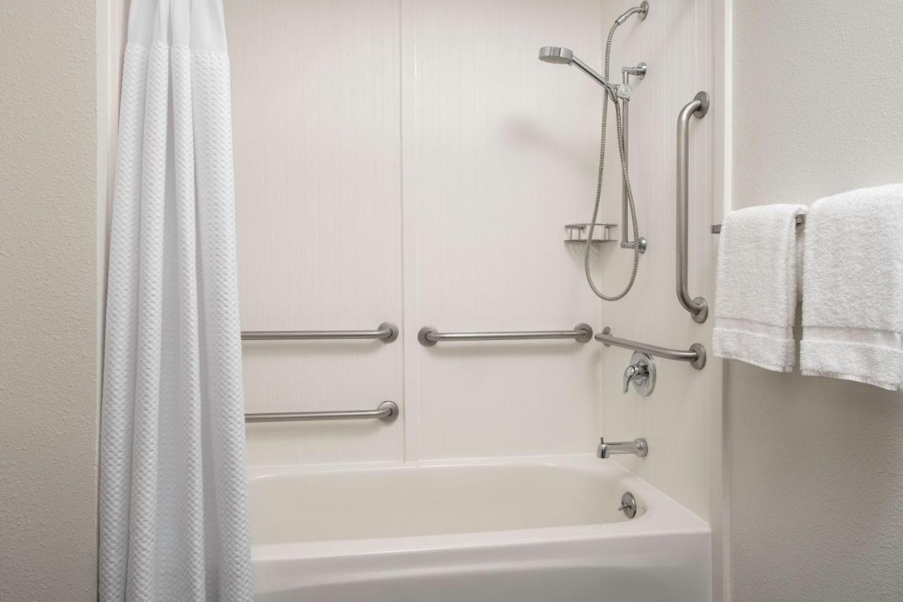 | Courtyard by Marriott Dothan