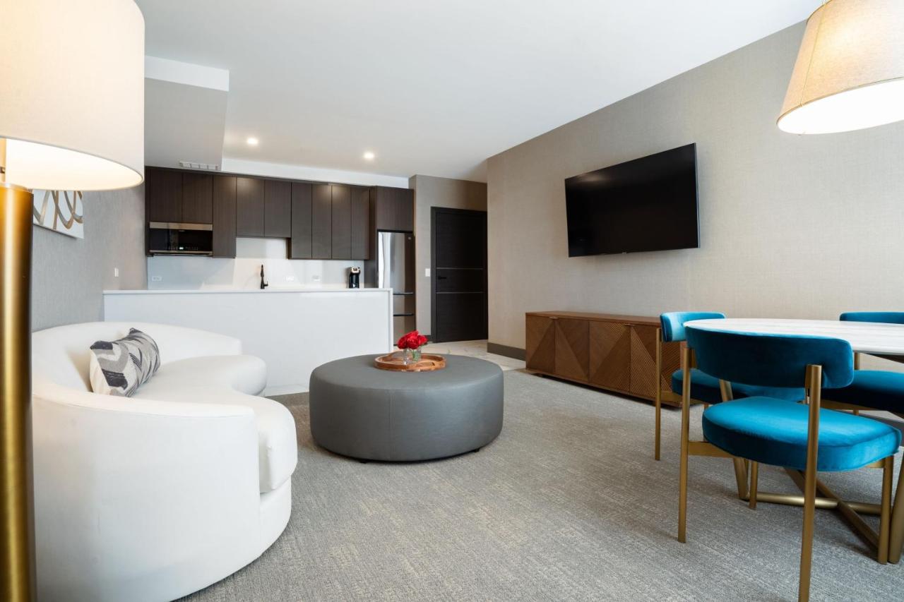 Penthouse Suite with Sofa Bed at SpringHill Suites by Marriott Chicago Chinatown