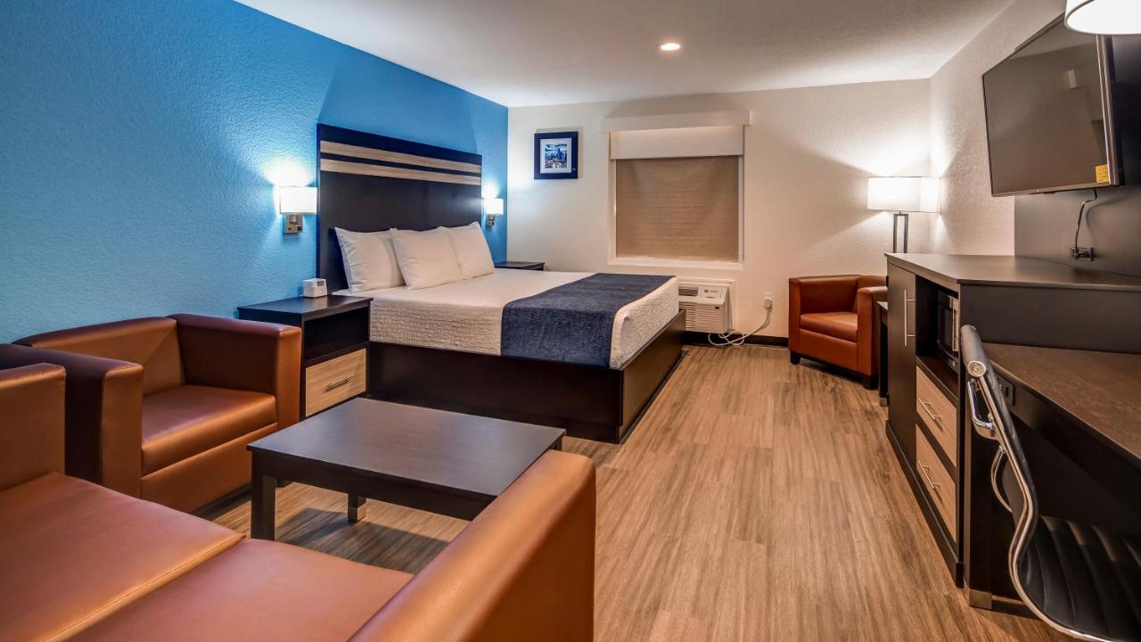 King Room at SureStay Plus Hotel by Best Western Humble