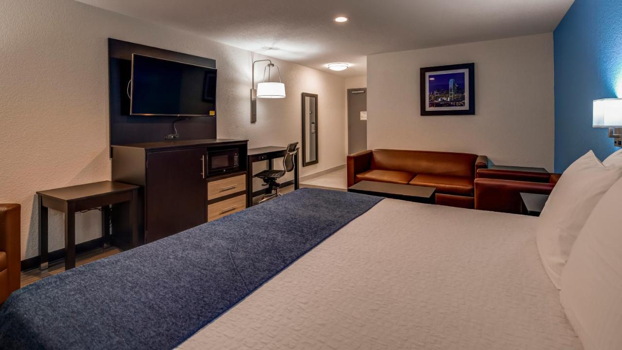 King Room at SureStay Plus Hotel by Best Western Humble
