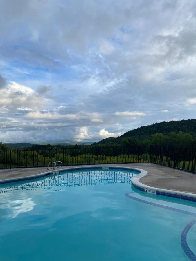 | August Lodge Cooperstown