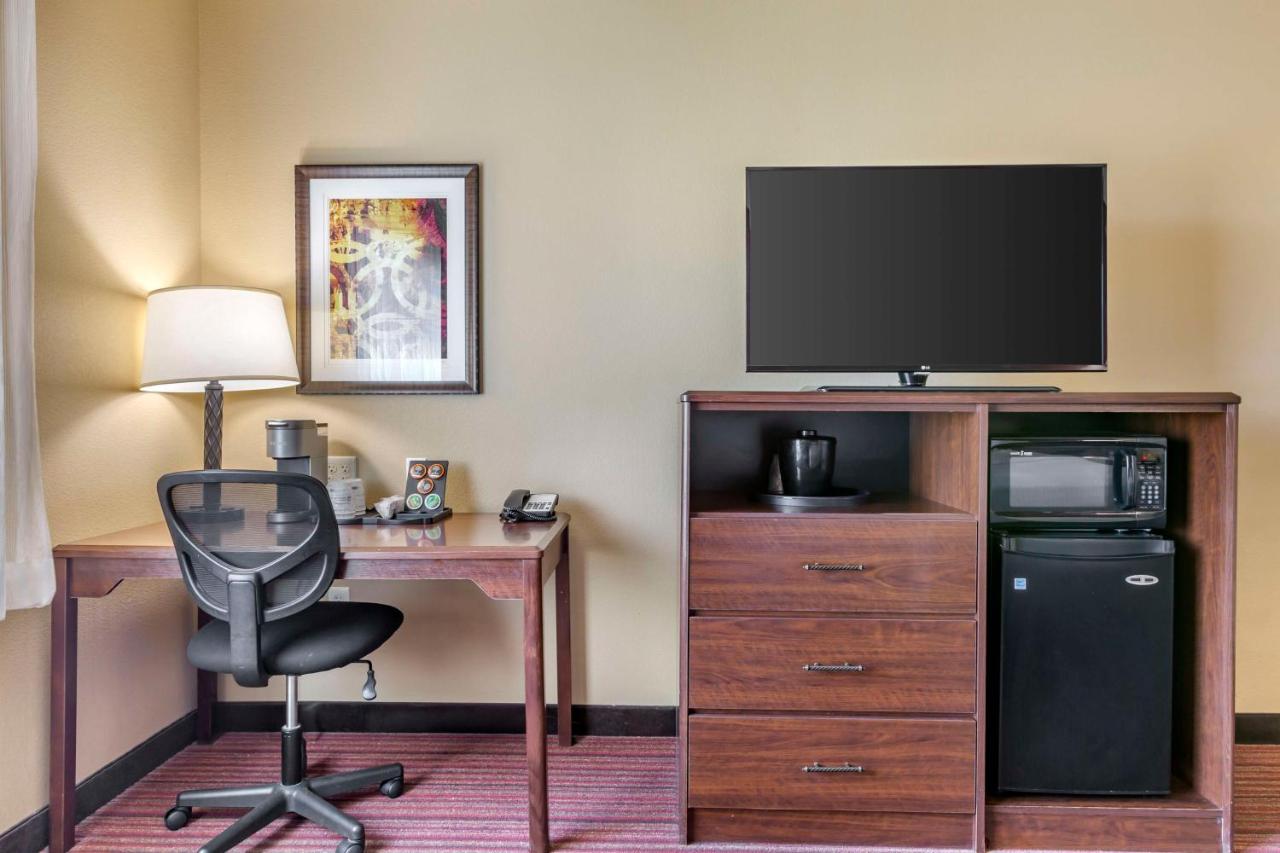 | Best Western Plus Chandler Hotel & Suites
