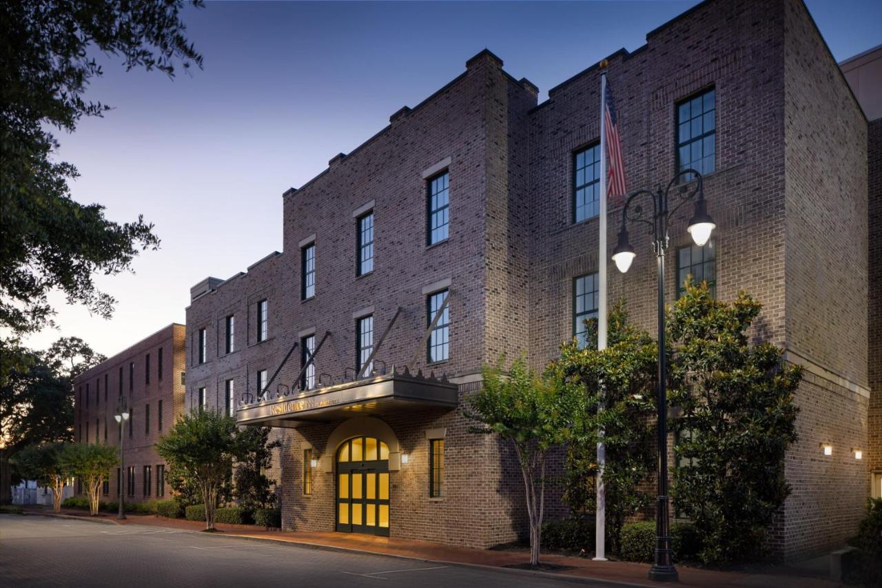 | Residence Inn by Marriott Savannah Downtown/Historic Distric