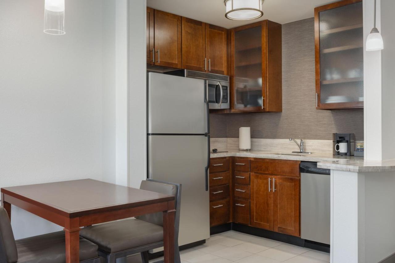 | Residence Inn by Marriott Savannah Downtown/Historic Distric