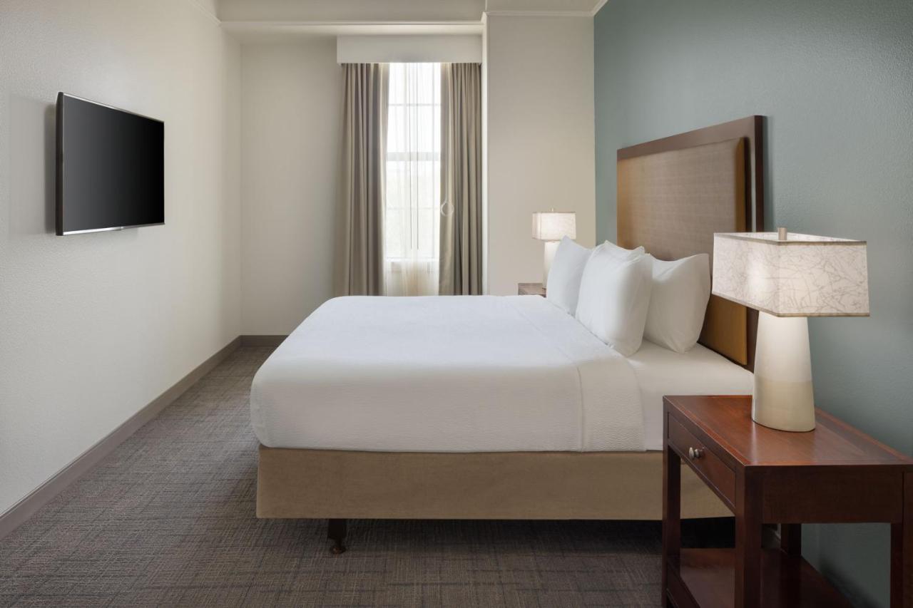 | Residence Inn by Marriott Savannah Downtown/Historic Distric