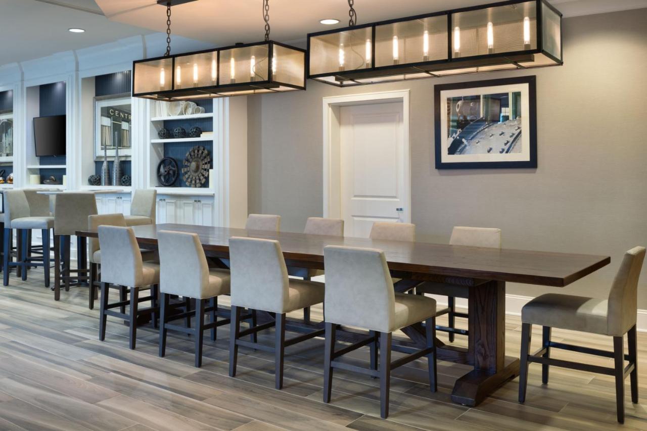 | Residence Inn by Marriott Savannah Downtown/Historic Distric