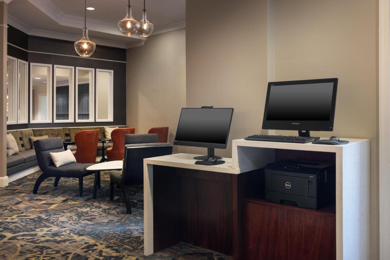 | Residence Inn by Marriott Savannah Downtown/Historic Distric