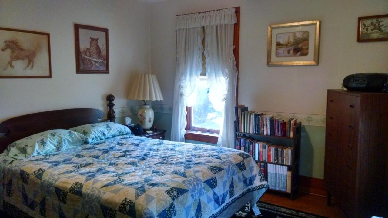 | Fish & Loaves Bed and Breakfast