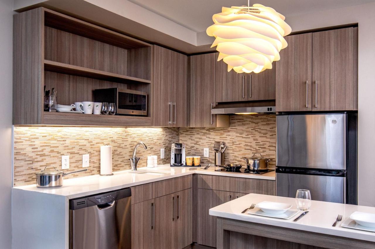 1 Bedroom Suite, 1 King, Sofa bed, Full Kitchen at Element by Marriott Hampton Peninsula Town Center