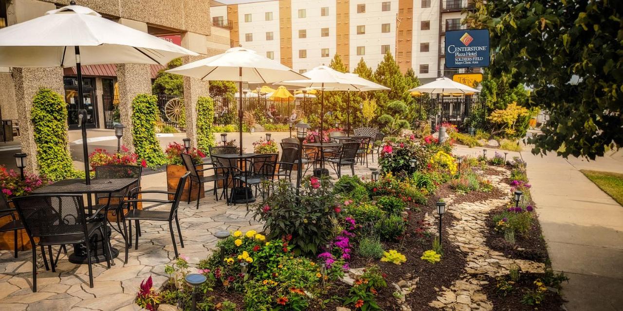 | Centerstone Plaza Hotel Soldiers Field - Mayo Clinic Area