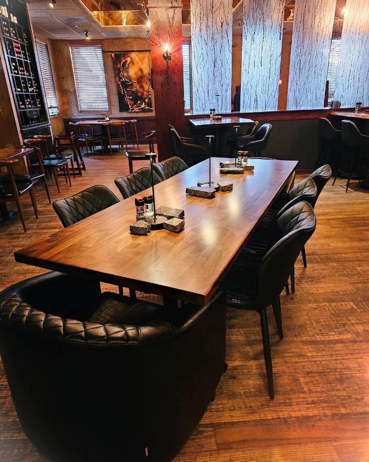 | Centerstone Plaza Hotel Soldiers Field - Mayo Clinic Area