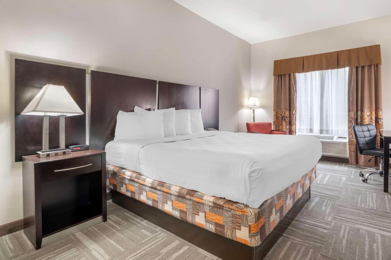 King Room - Non-Smoking at Best Western Mason Inn