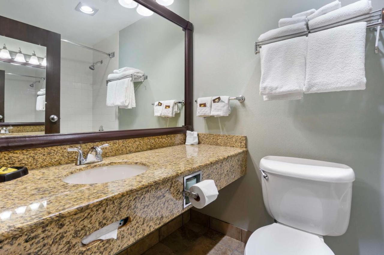  | Best Western Plus Ahtanum Inn