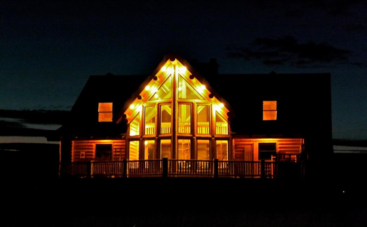 | Teton Hostel HideAway