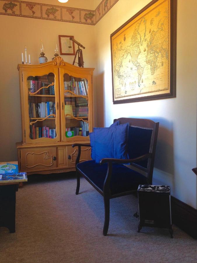| Captain's Inn at Moss Landing