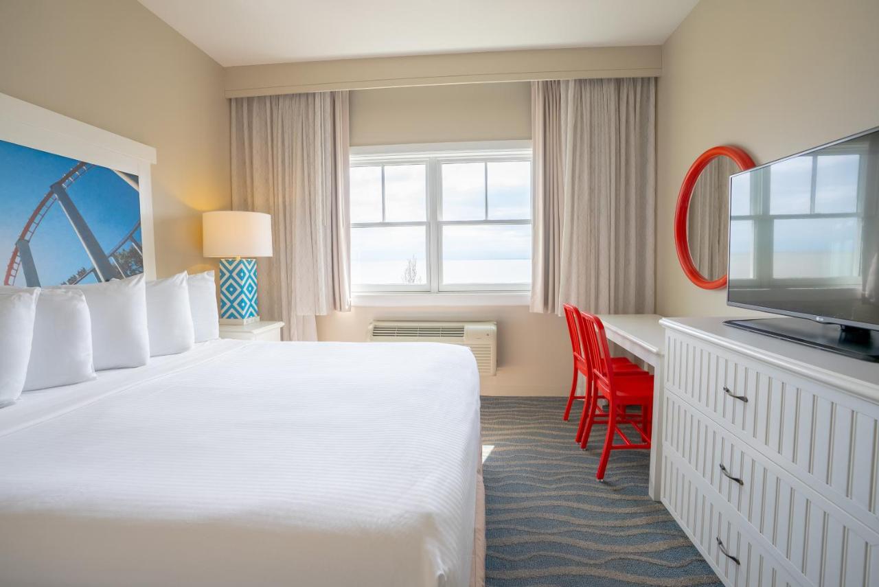 King Room at Cedar Point's Hotel Breakers