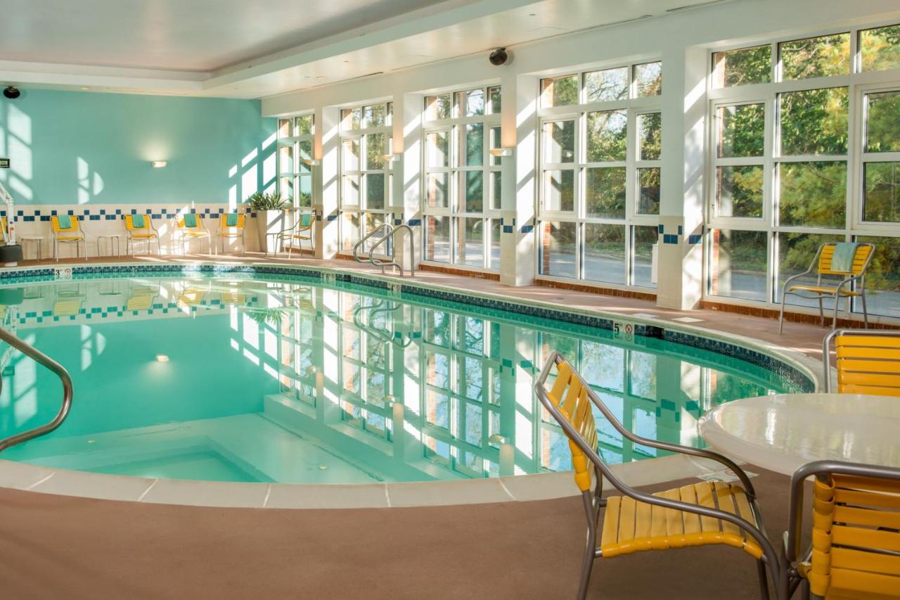 | Fairfield Inn & Suites by Marriott Williamsburg