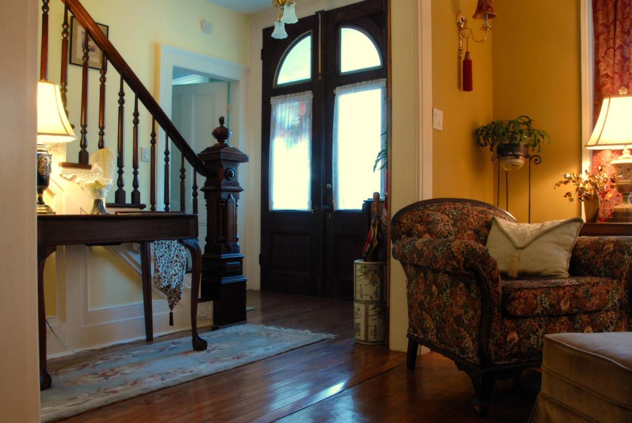 | Arbor View House Bed and Breakfast
