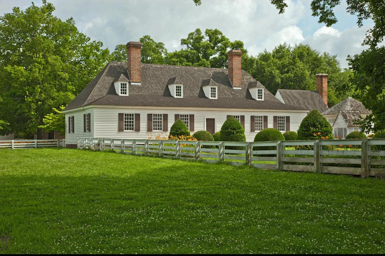 | Colonial Houses - A Colonial Williamsburg Hotel