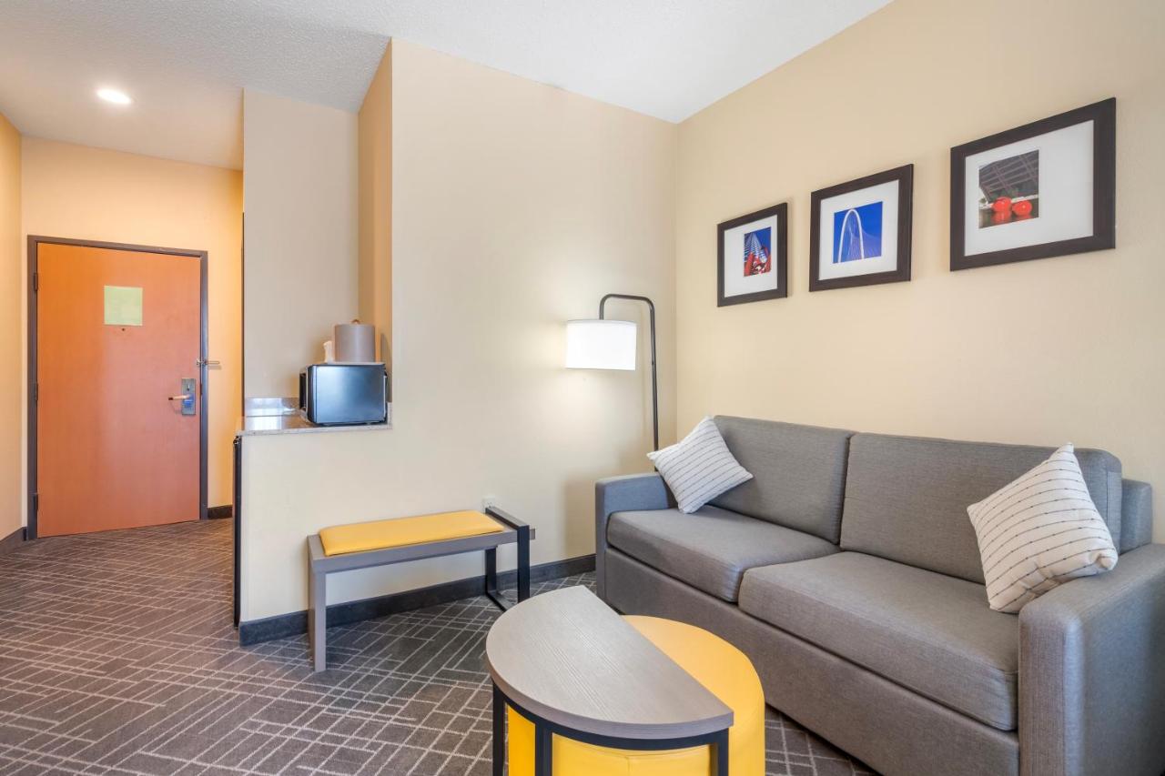 King Suite - Non-Smoking at Comfort Suites McKinney - Allen