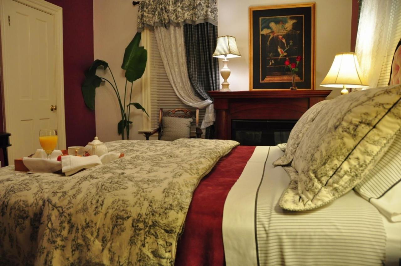 | Arbor View House Bed and Breakfast