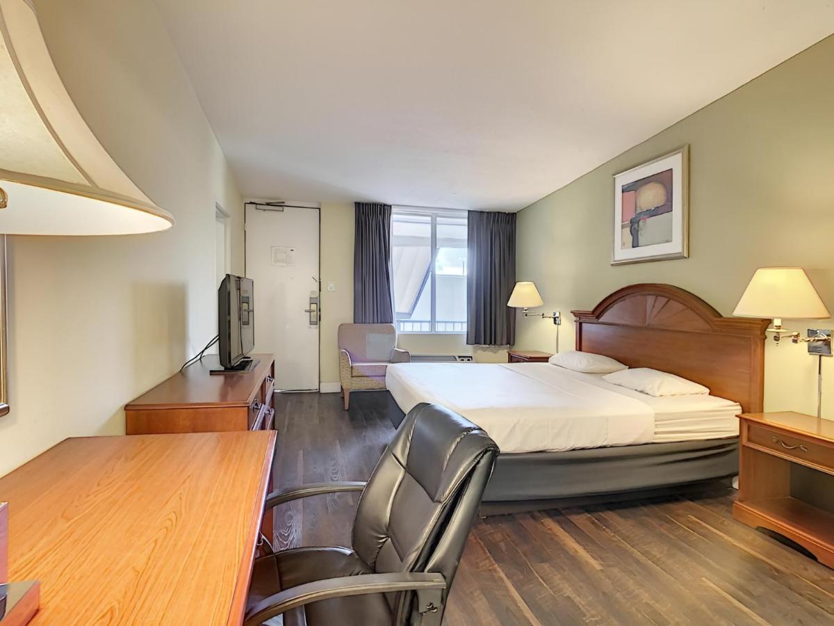 | Stayable Suites Florida Mall Orlando
