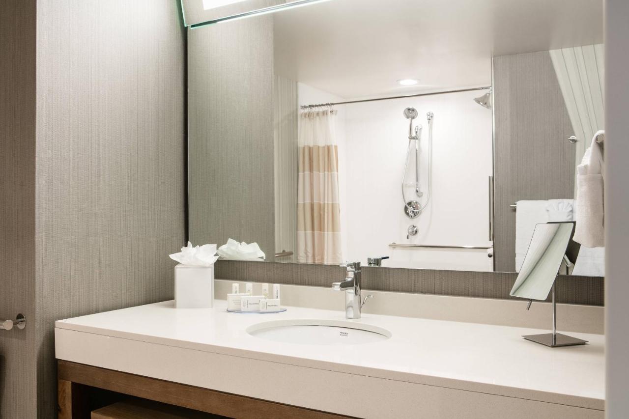  | Courtyard by Marriott Omaha Bellevue Beardmore Event Center
