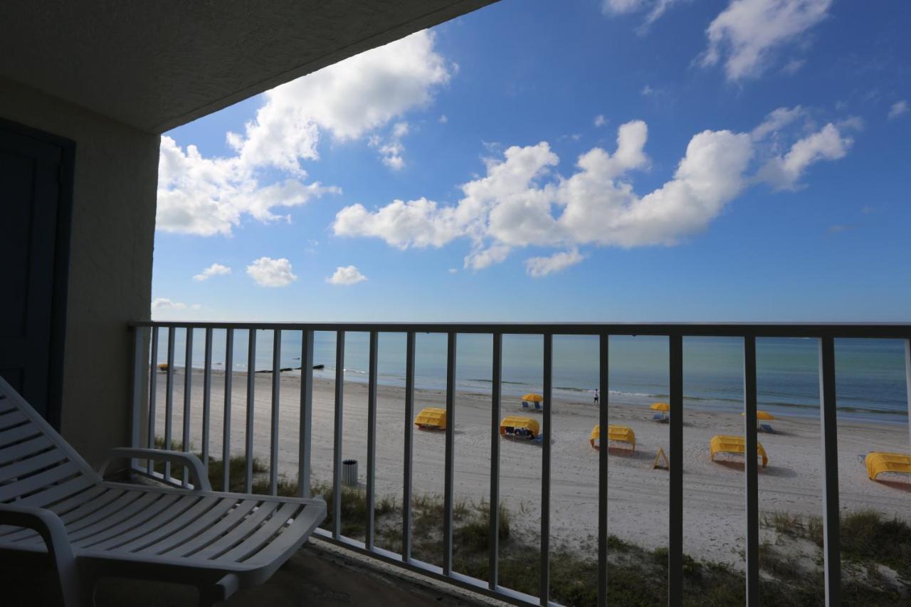 Superior Queen Studio - Gulf Front at Shoreline Island Resort - Exclusively Adult