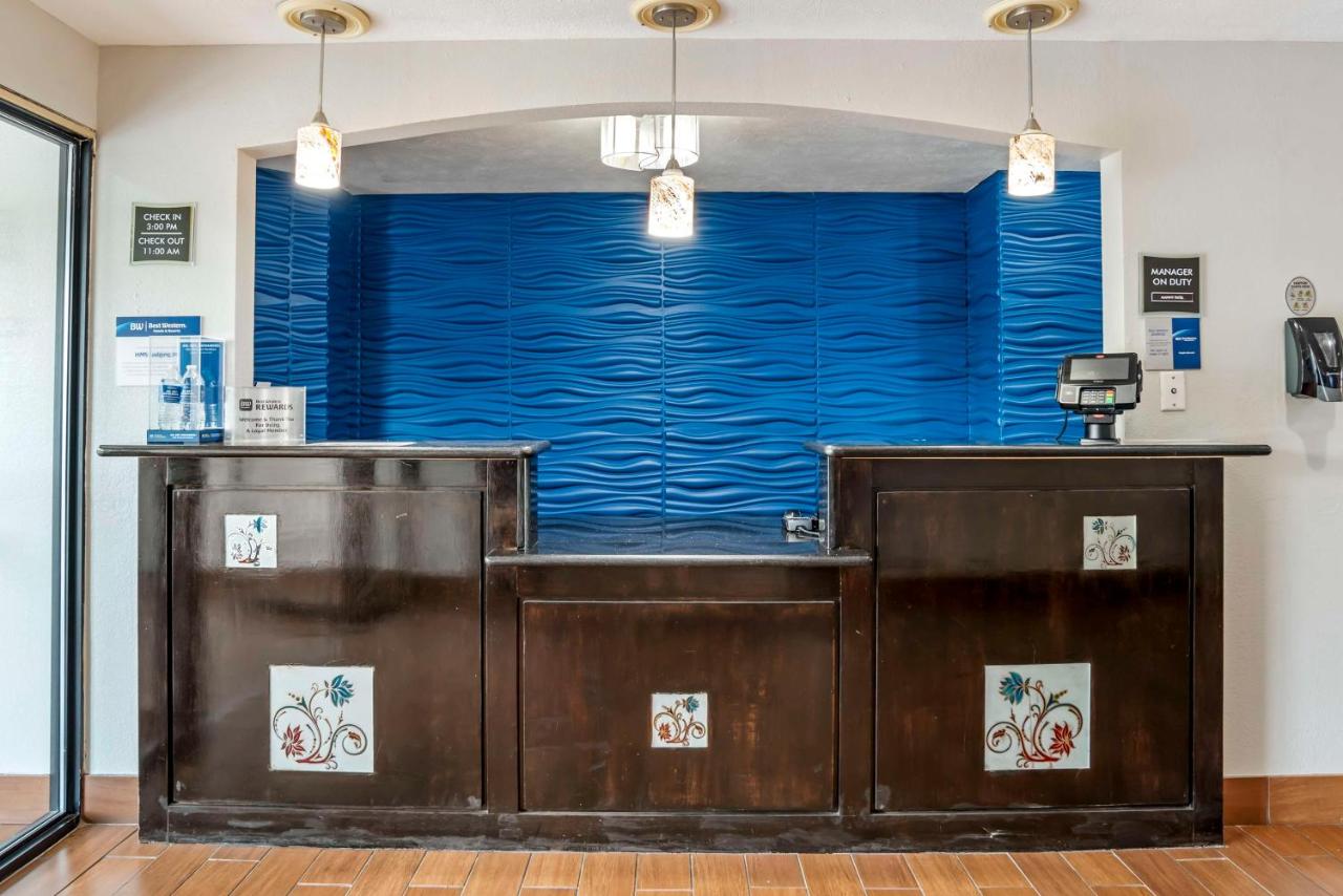 | Best Western Canton Inn