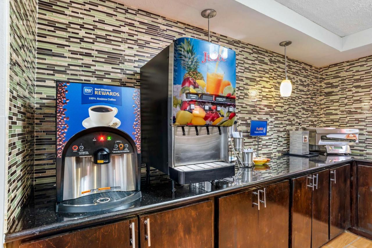 | Best Western Canton Inn